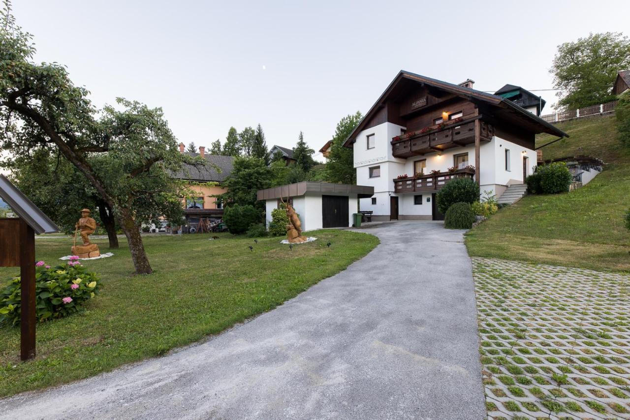 Alpinia Apartments ブレッド エクステリア 写真